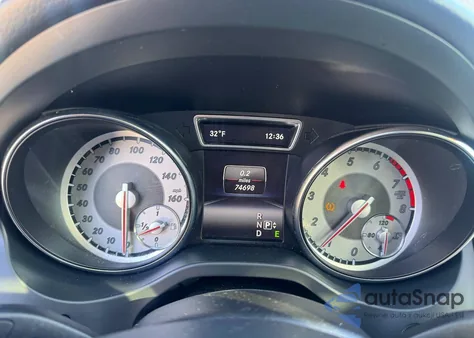 2014 Mercedes-Benz Cla 250 4Matic z USA, uszkodzony, nr VIN WDDSJ4GBXEN157118